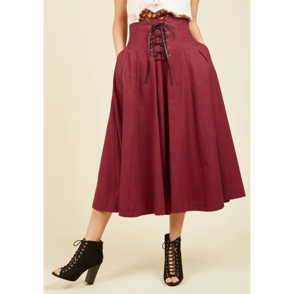 Alices pig high waist lace up skirt - Picture 1 of 7